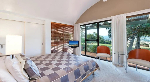 LeCamah Hill, Prenota Hotel Aberdeen Hunter Valley