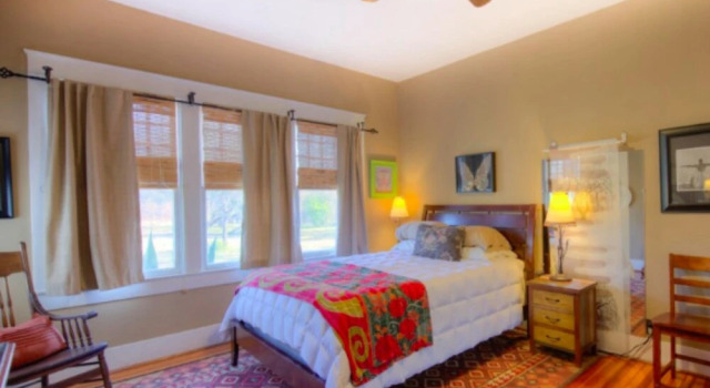 Mesquite Creek Farmhouse, Забронировать Дом для отпуска Коттеджи Greater San Antonio, Коттедж