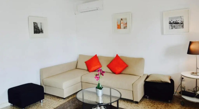 Апартаменты VINYET TRANQUILITY steps from the beach and pool