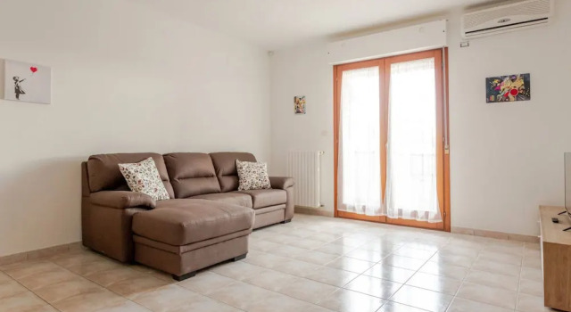 Casa Pandolfi, Apartment With Internal Parking and AC, Book Apartment Hotels in Abruzzo with Parking, Parking