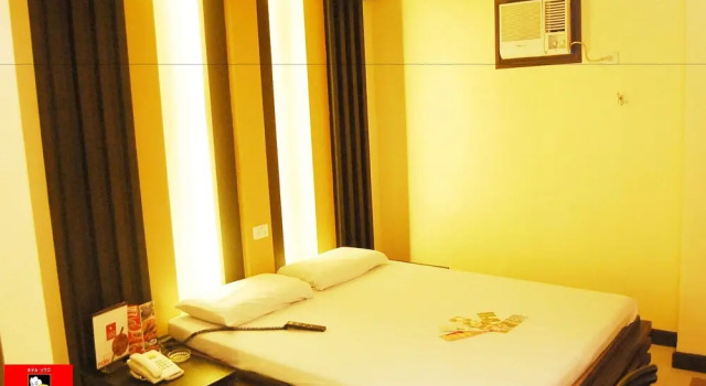 Двухместный номер Deluxe Hotel Sogo Edsa Cubao