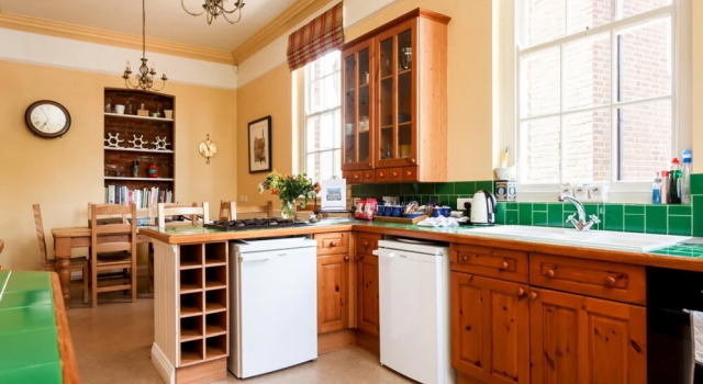 West End House, Varaa Hotelli Poole Dorset