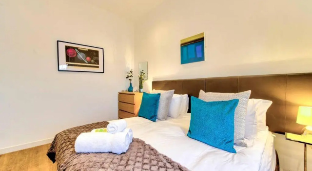 Апартаменты ALTIDO Superb 2-BR Flat in the heart of Edinburgh