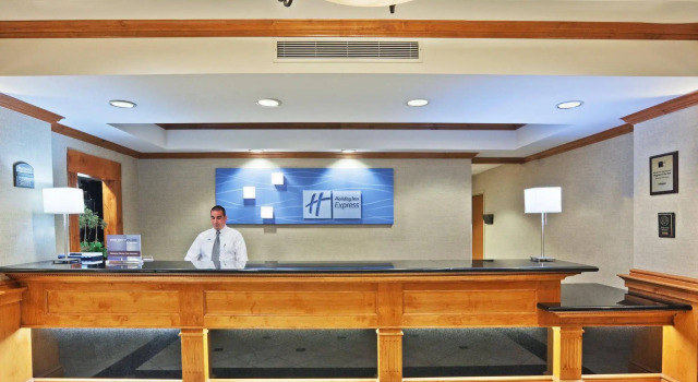 Holiday Inn Express Hotel & Suites Lawton-Fort Sill, Varaa Hotelli Fort Sill Oklahoma