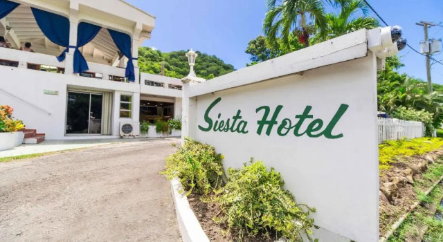Siesta Hotel, Rezervați Hotel Hoteluri în St. George's cu parcare, Parcare