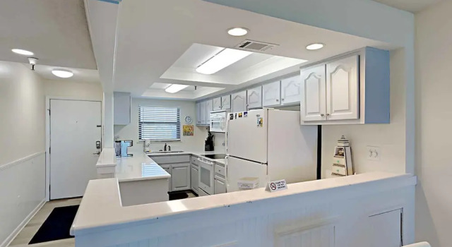 Номер Standard Emerald Surf #108 by Southern Vacation Rentals