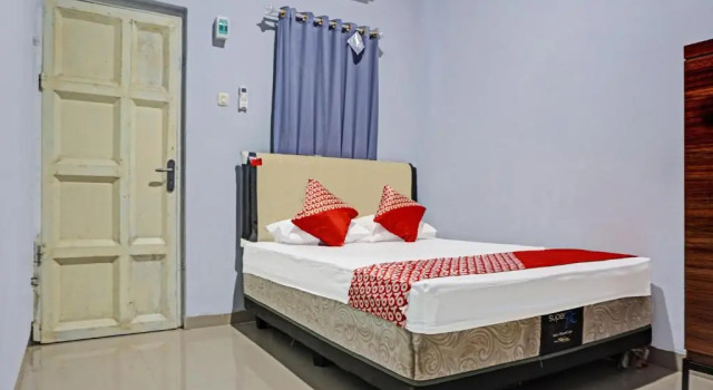 Номер Standard OYO 91219 Adhyaksa Homestay Makassar