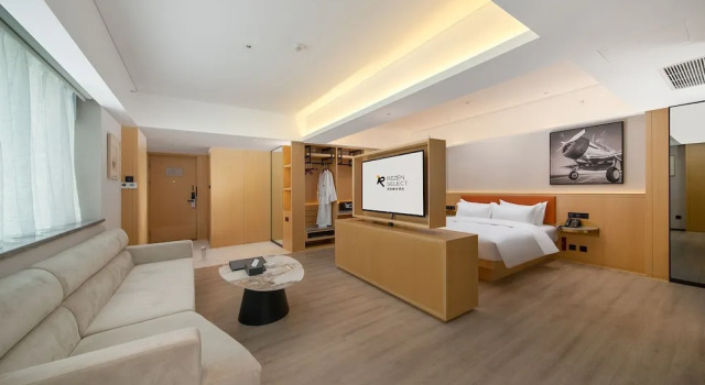 Люкс Superior Guangzhou Baiyun Airport Rezen Select Hotel
