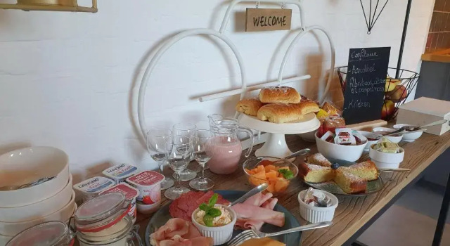 B&B t Hoogste, Buchen Sie Bed & Breakfast Bornem Antwerpen