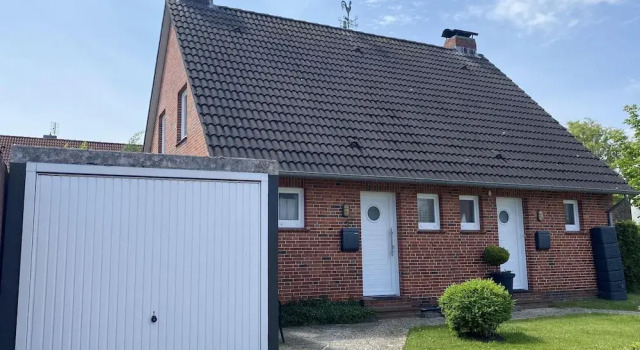 House in Dornumersiel Near Sandy Beach, Забронировать Дом для отпуска Отели Дорнум с парковкой, Парковка