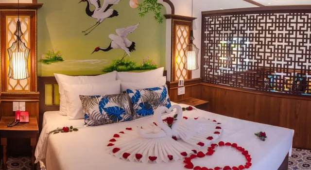 Soleil by Soluna - A Charming Touch of Hoi An Heritage - formerly Hoi An Babylon Luxury Hotel, Забронировать Отель Отели Хойан 5 звезд, рядом с Assembly Hall of Fujian Chinese, 5*