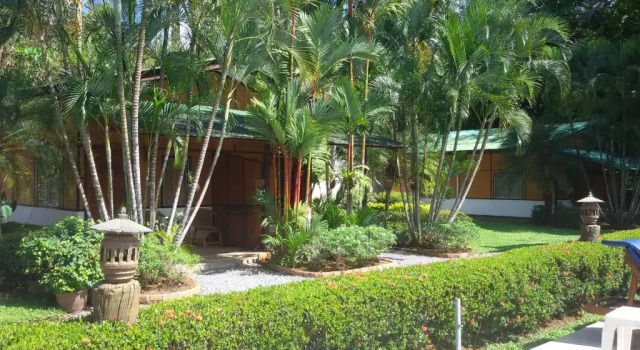 Бунгало c 1 комнатой Jungle Village Bungalow