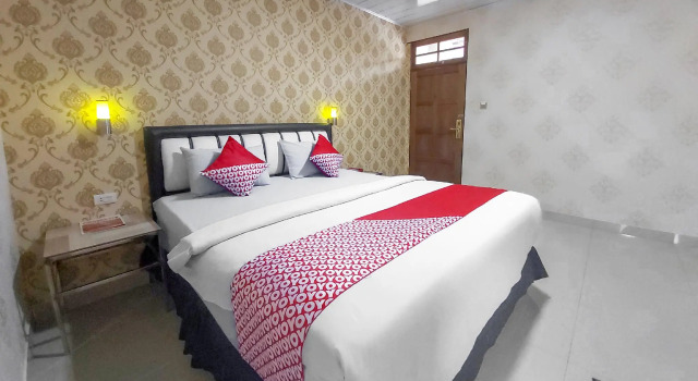 Номер Standard OYO 3196 Hotel Taman Cinta