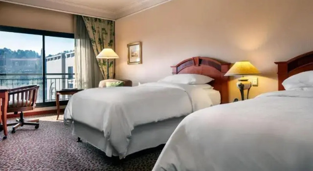 Клубный номер Standard с видом на город CT Hotel