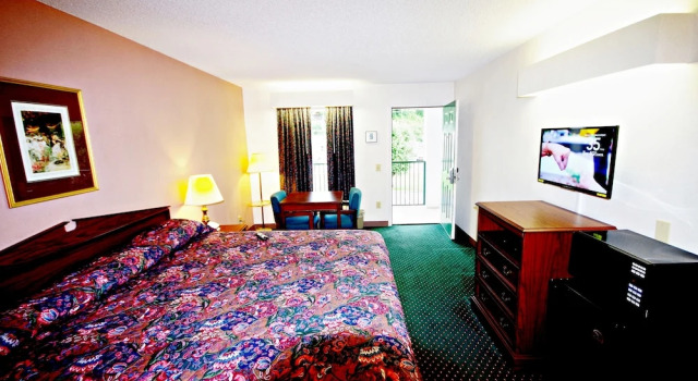Двухместный номер Premium с балконом American Motel - Lenoir