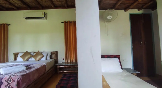 V Resorts Sikhiri Manas, Prenota Hotel Jyoti Gaon 