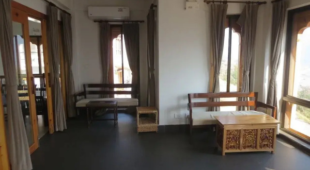 Zhingkham Resort, Book Resort Hotels in Punakha with Parking, Parking