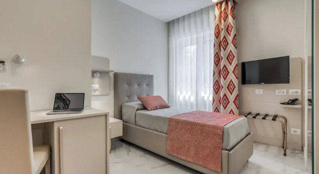 Номер Comfort Vomero High Hotel
