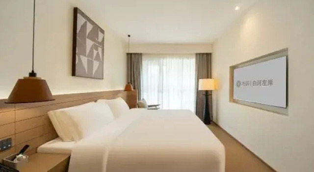 Люкс Deluxe Floral Hotel Changbaishan Baihe Left Bank