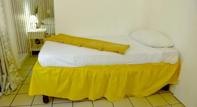 Двухместный семейный номер Standard Pineapple Suites