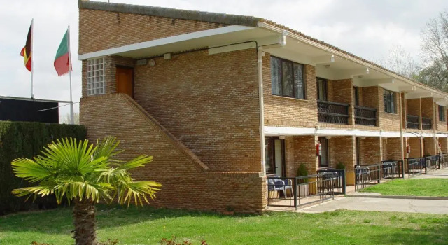 Aranjuez Camping & Bungalows, Boek Camping Aranjuez Community of Madrid