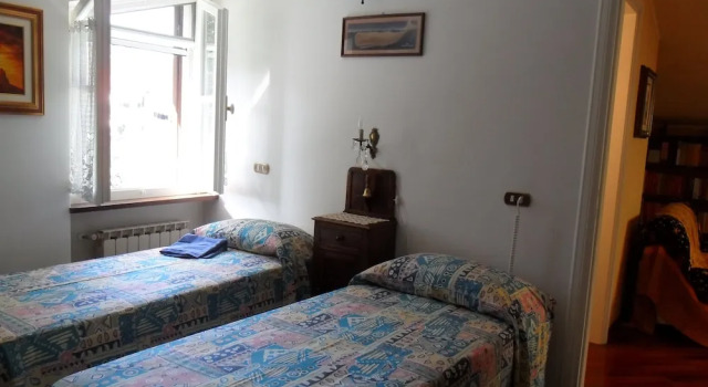 Villa Il Pozzo, Book Villa Hotels in Beverino with Parking, Parking
