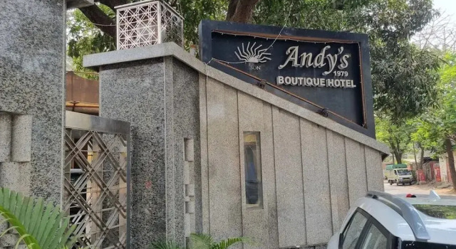 Andys Boutique Hotel, Забронировать Бутик-отель Отели штата Махараштры 3 звезды, 3*