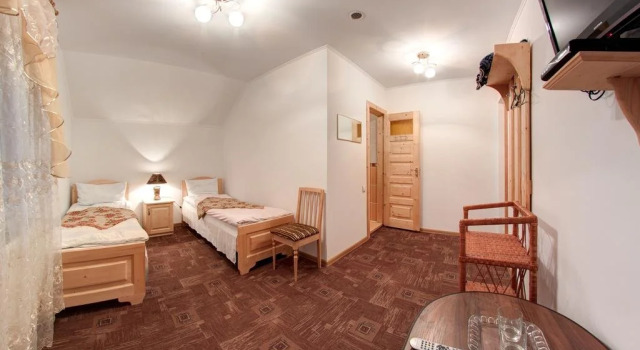 Pektoral, Prenota Hotel Hotel a Ivano-Frankovsk con parcheggio, Parcheggio