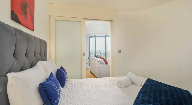 Charming 1-bed Apartment in Leeds, Varaa Huoneisto Asunnot kohteessa Merseyside, Huoneisto