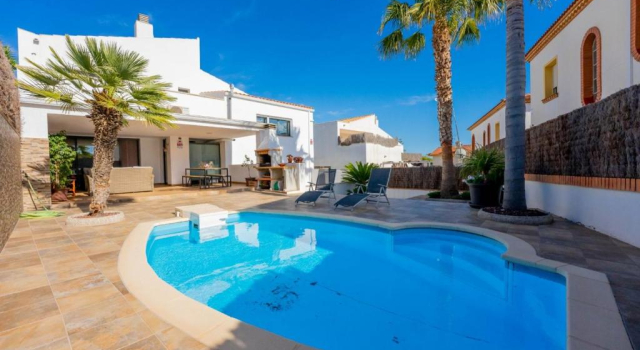 Вилла Stay U-nique Villa Marinada