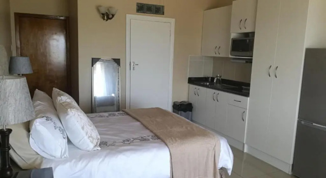 Marine48 Self-catering Port Elizabeth, Buchen Sie Hotel Port Elizabeth Central 