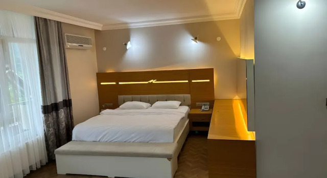 ayvacık Hotel Restoran, Забронировать Отель  
