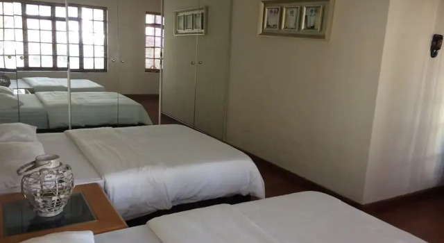 Номер Standard 77 on 8th Self Catering