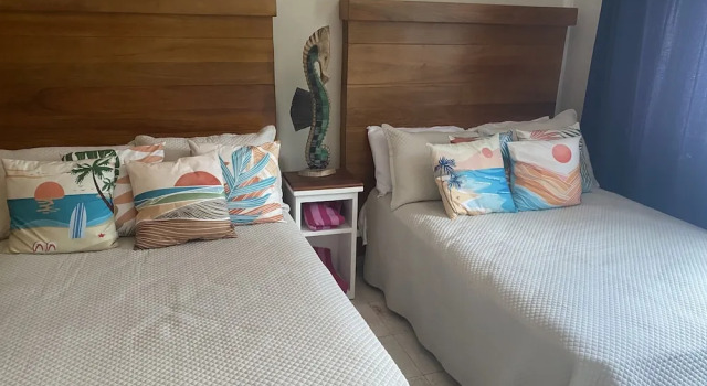 Номер Standard Central to Everything Steps from Beach