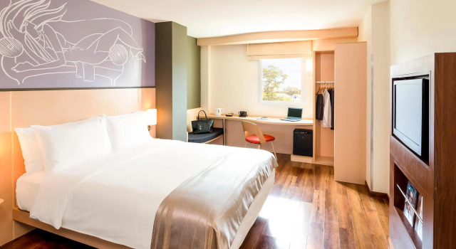ibis Vientiane Nam Phu