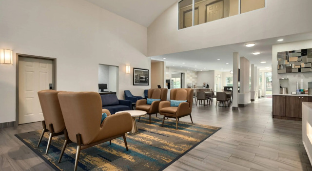 La Quinta Inn Vancouver Airport, Boek Hotel Hotels in Brits Columbia met zwembad, Zwembad