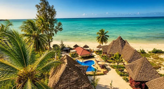 Moayana Liora Zanzibar