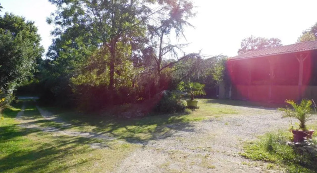 Gîte Saint-Julien-des-Landes, 2 pièces, 3 personnes - FR-1-426-336