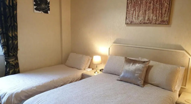 Standart üç kişilik oda The Sands Hotel