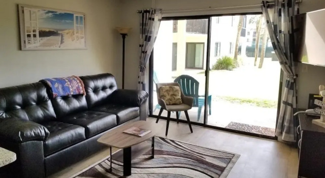 Ocean Ge Club D15 2 Bedroom Condo, Rezerwuj Apartament Hotele w Saint Augustine Area z parkingiem, Parking