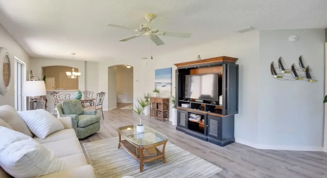 Courtyard Villa with Lanai and Community Amenities, Buchen Sie Villa The Villages 