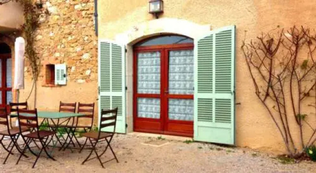 Mas De La Marotte, Rezervasyon Otel Ollieres Green Provence