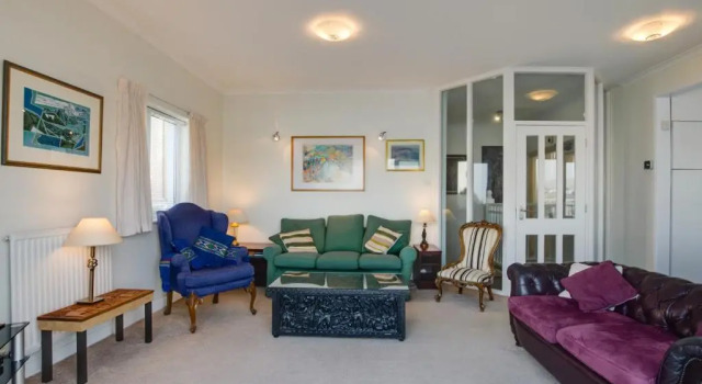 Waters Edge Balcony Apartment, Varaa Huoneisto Asunnot kohteessa Merseyside, Huoneisto