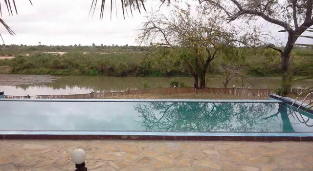Selous Mbuyu, Book Hotel Hoteller i Liwale med pool, Swimmingpool