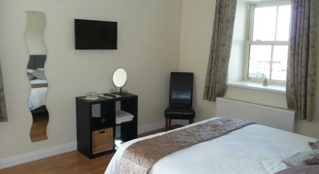 Cois na hAbhann B&B, Rezervasyon Bed and Breakfast Doolin 