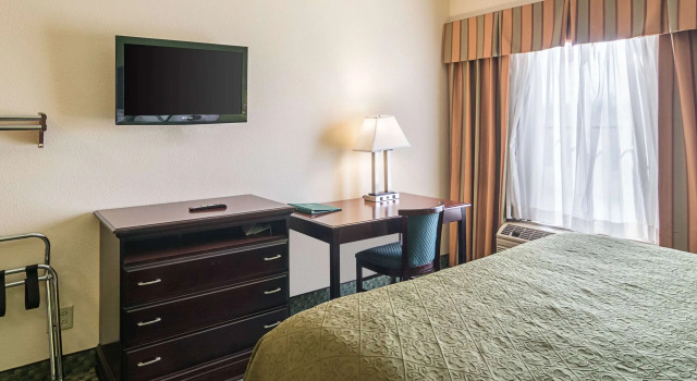 Двухместный люкс 1 room Quality Inn & Suites Harvey - Chicago Southland
