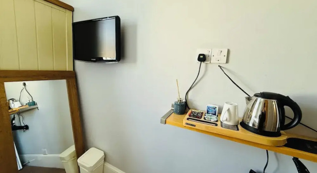 Номер Standard The Vale Hotel