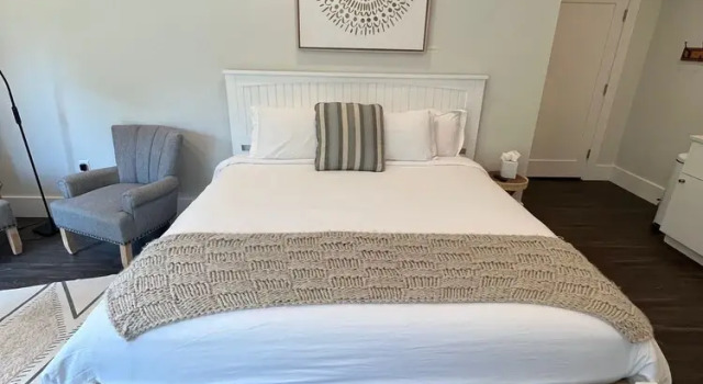 Двухместный люкс Luxury Grasshopper Inn