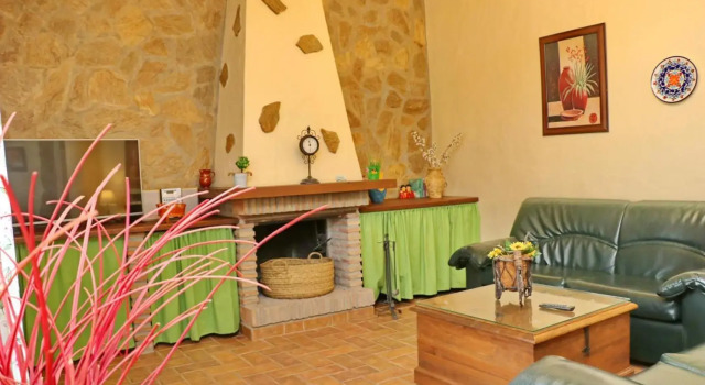 Preciosa casa con piscina