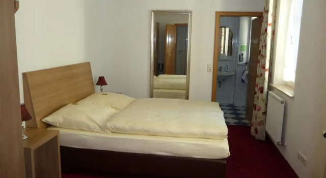 Номер Standard Boutiquehotel Goldene Rose - self-check-in